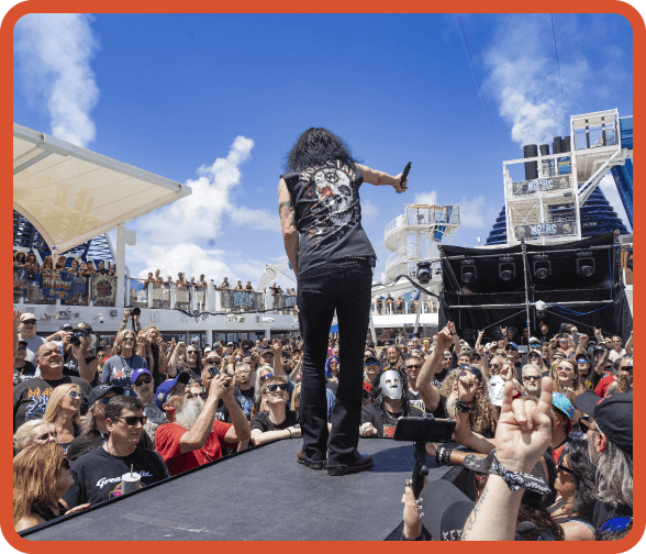 | Monsters Of Rock Cruise Group 3378
